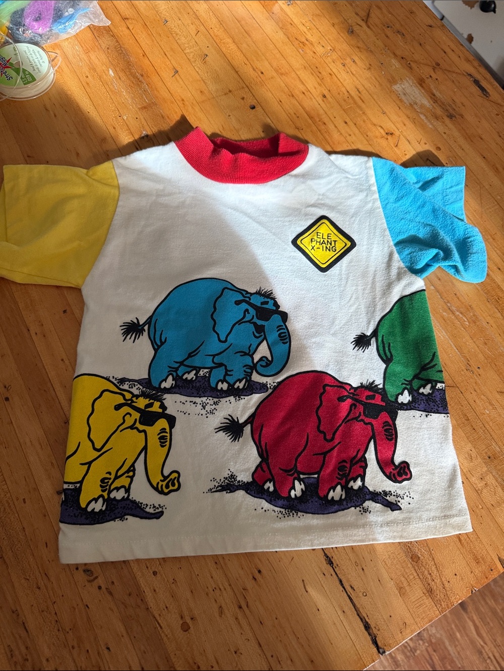 Buster Brown VINTAGE Elephant Graphic Tee White/Red/Yellow/Blue/Green USA